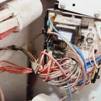 تعمیرلوازم خانگی برقی|خدمات پیشه و مهارت|ملایر, |دیوار