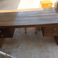 میز اداری و صندلی چرخدار