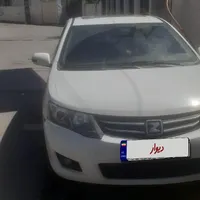 آریو اتوماتیک 1600cc، مدل ۱۳۹۴