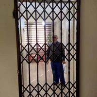 درب حفاظ آکاردئونی|مصالح و تجهیزات ساختمان|زنجان, |دیوار