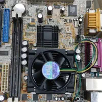 فروش و خریدار مادربرد های قدیمی وخراب کامپیوتر|قطعات و لوازم جانبی رایانه|تهران, صادقیه|دیوار