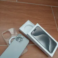 آیفون 15pro Max 256