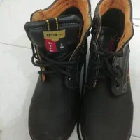 نیم بوت