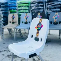 صندلی پلاستیکی کد ۸۱۱ ناصر