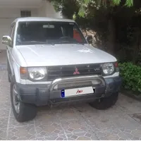 پاجرو 4 در 6 سیلندر 2002
