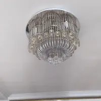 دارای چند رنگ