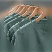 فروشنده خانم