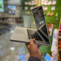 Macbookpro i7 ۱۵اینچ