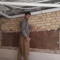 کاشی وسرامیک کاری وسیمانکاری( یک کارگر نیاز دارم|خدمات پیشه و مهارت|شیراز, تحویلی|دیوار