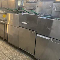 بورس سرخ کن خارجی|کافیشاپ و رستوران|تهران, حکیمیه|دیوار