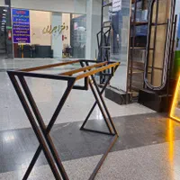 کف و سقفی  رگال رخت نو دات|بندرخت و رخت‌آویز|تهران, نعمت‌آباد|دیوار