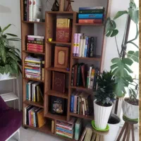 کتابخانه رسمی ۱۰۰ در ۱۷۵ عمق۲۷ با ۱۴ قفسه