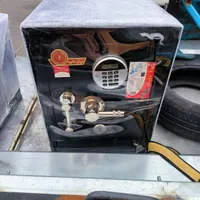 گاوصندوق جادار (برگه A4) گاو صندوق استاندارد|ابزارآلات|تهران, جنت‌آباد جنوبی|دیوار