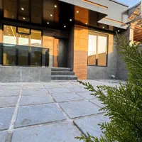 ویلا نما مدرن مرکز شهر خشکبیجار ۱۴۰ متر زمین