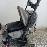 کالسکه ی بچه در حد نو کاملا تمیز
