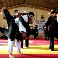 آموزش دفاع شخصی کاربردی و نظامی برای تمامی سنین|خدمات آموزشی|شیراز, لاله|دیوار