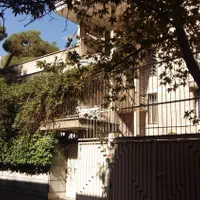 نیاوران ۷۵۰ متر کلنگی دو کله