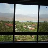 ویلا با بهترین ویو دهکده چادگان|اجارهٔ کوتاه‌مدت ویلا و باغ|اصفهان, نقش جهان|دیوار