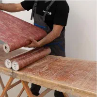 نصاب کاغذ دیواری