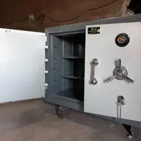 گاوصندوق زیرویترینی AS طلافروشی و موبایل گاو صندوق|ابزارآلات|تهران, نعمت‌آباد|دیوار