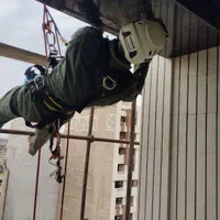 خدمات کار در ارتفاع و دسترسی با طناب،پیچ و رولپلاک|خدمات پیشه و مهارت|اهواز, کیانپارس |دیوار