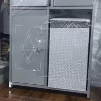 میز اتو و چرخ خیاطی