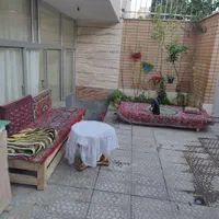 دوخوابه ویلایی ودربست و دارای پارکینگ