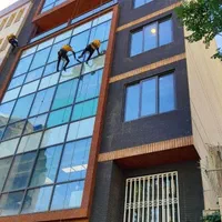 شرکت کار در ارتفاع با طناب شستشو پیچ رولپلاک راپل|خدمات پیشه و مهارت|کرمان, |دیوار