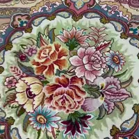 بافنده حرفه‌ای فرش دستباف|فرش|ارومیه, |دیوار
