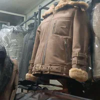 پیزارا مونت تبریز|لباس|تبریز, |دیوار