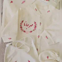 ست بیمارستانی و سرهمی سیسمونی نوزاد گلدوزی|کفش و لباس بچه|تهران, مولوی|دیوار