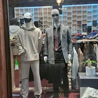 به چند همکار خانم مجرب جهت فروشندگی درانزل مال|استخدام خدمات فروشگاه و رستوران|بندر انزلی, پردیس|دیوار