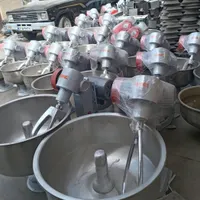 خمیرگیر/ آکبند از کارخانه/خمیرپهنکن و تنور گردان|فروشگاه و مغازه|اشنویه, |دیوار