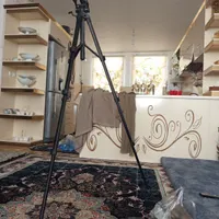 سه پایه دوربین عکاسی