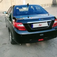 دنا پلاس اتوماتیک، مدل ۱۴۰۳