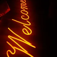تابلو نئون ال ای دی روان چلنیوم باکس دورشیشه ‌LED|فروشگاه و مغازه|تبریز, |دیوار