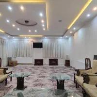 اجاره باغ ویلا زردنجان با استخر سرپوشیده و گرمایش|اجارهٔ کوتاه‌مدت ویلا و باغ|اصفهان, پارک مشتاق|دیوار