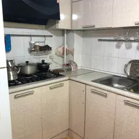 اپارتمان طبقه اول مرکز شهر با پارگینگ اختصاصی|اجارهٔ کوتاه‌مدت آپارتمان و سوئیت|رشت, امین الضرب|دیوار