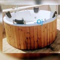 جکوزی ۴نفره 180*180 گرد 10 ماساژور