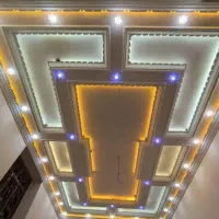 گچ کاری سفید زیر کار لکه گیری تعمیرات