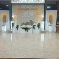 تالار عروسی با شرایط بسیار عالی|خدمات پذیرایی، مراسم|رشت, معلم|دیوار