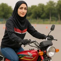 آموزش موتور سواری بانوان توسط مربی بانو
