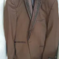 کت وشلوار همراه با ۲ پیراهن