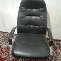 صندلی چرخان درحدنو