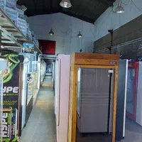 یخچال ایستاده wood چوبی ویترینی کافی شاپ|کافی‌شاپ و رستوران|مشهد, فدک|دیوار
