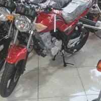 باکسرباجاج ۲۰۰