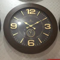 ساعت دیواری طرح ایتالیایی