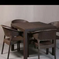 صندلی پلاستیکی ویلایی