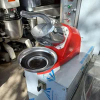 پره کن یخ فر قنادی لوازم قنادی میکسر قنادی|خدمات پیشه و مهارت|اصفهان, جنیران (لادان)|دیوار