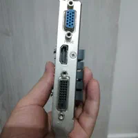 کارت گرافیک2گیگ واسپیکروکیبوردومیزکامپیوتر